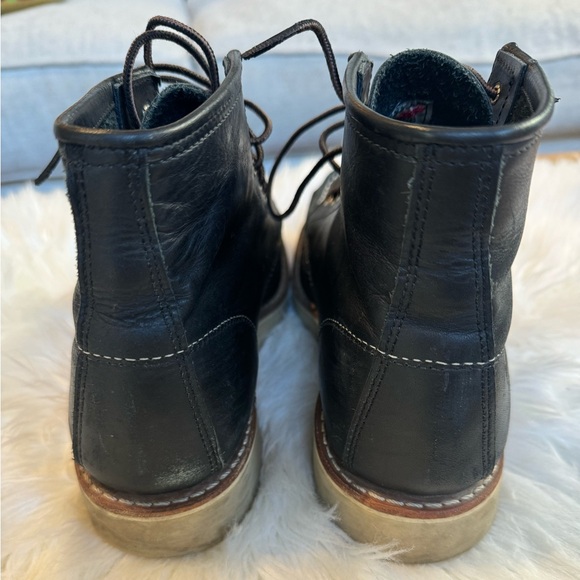 SOLD! Red Wing 6” Classic Moc Boot - Picture 8 of 10
